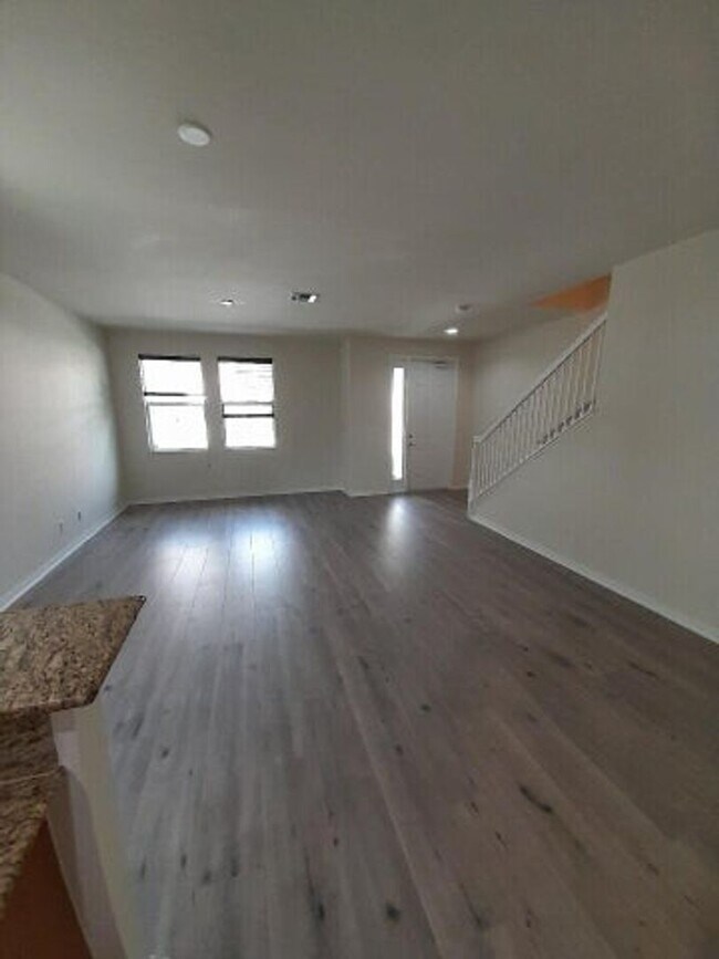 Foto del edificio - 3242 S Caroline Dr