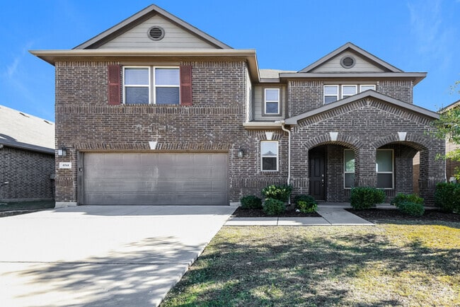 Building Photo - 8748 Maple Ridge Trail
