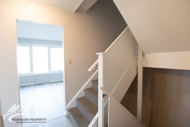 Photo du bâtiment - 97 O'Neil St