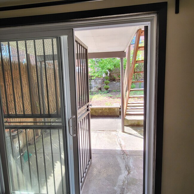 Foto del edificio - 3640 170th St