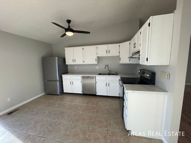 Building Photo - 2985 Dublin Blvd