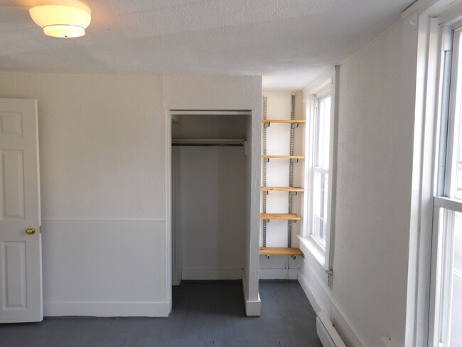 Foto del edificio - 145 King George St