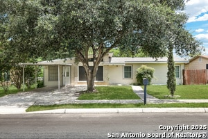 Building Photo - 551 Lanark Dr
