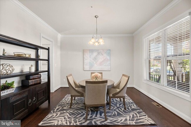 Building Photo - 13907 Godwit St