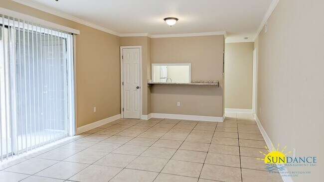 Building Photo - Adorable 2 Bedroom Condo in Fort Walton Beach