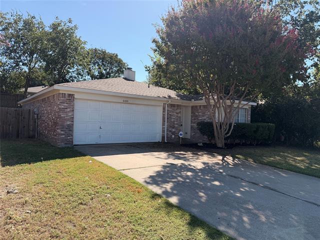Foto del edificio - 6400 Fern Meadow Dr