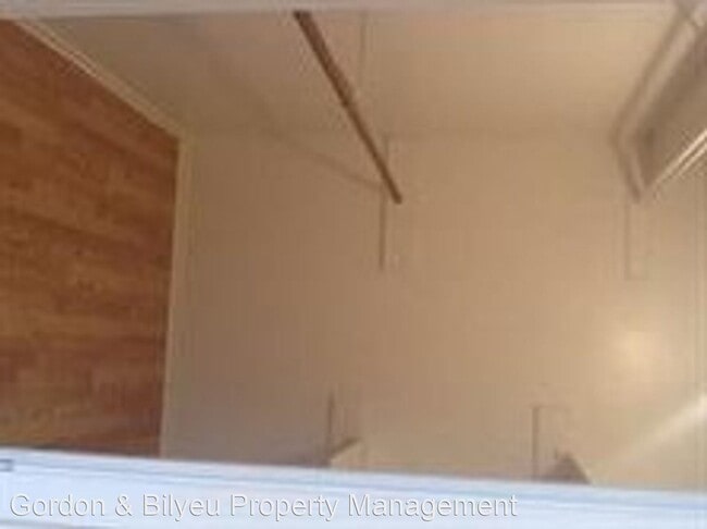 Building Photo - 1717 W 35th St