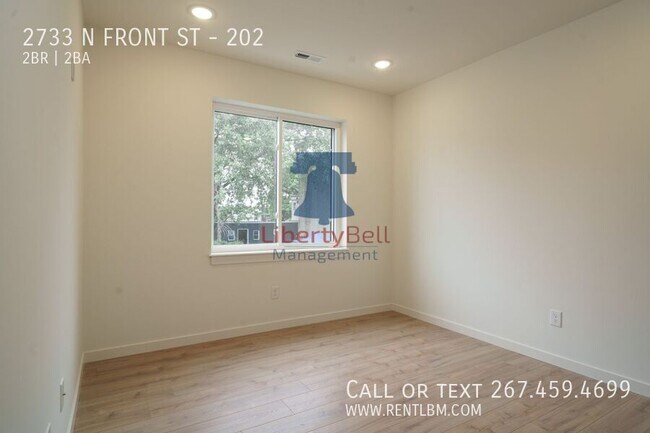 Foto del edificio - 2733 N Front St