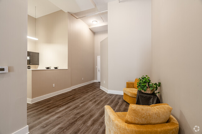 1BR, 1BA - 877SF - Beaumont Downtown Lofts