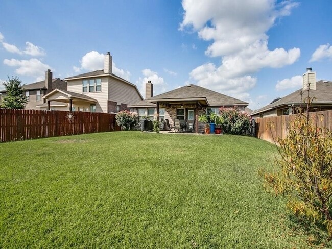 Foto del edificio - 10333 Bradshaw Dr