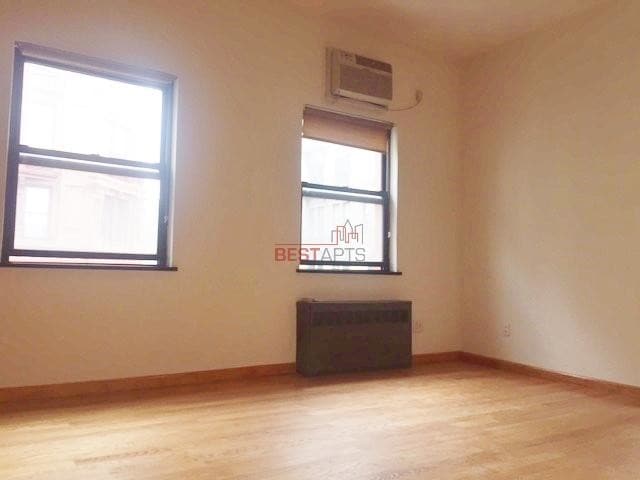 Building Photo - 75 Bleecker St