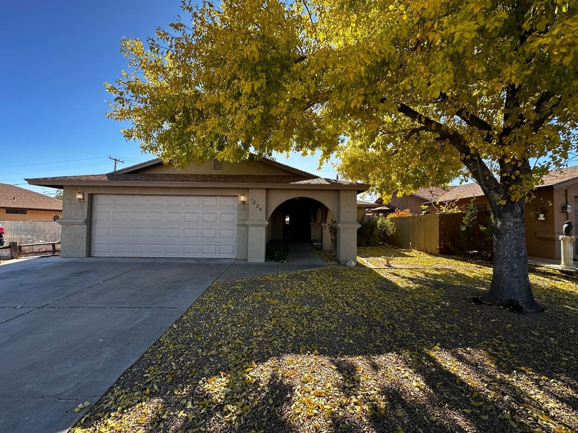 1824 Club Ave, Kingman, AZ 86401 House Rental in Kingman, AZ