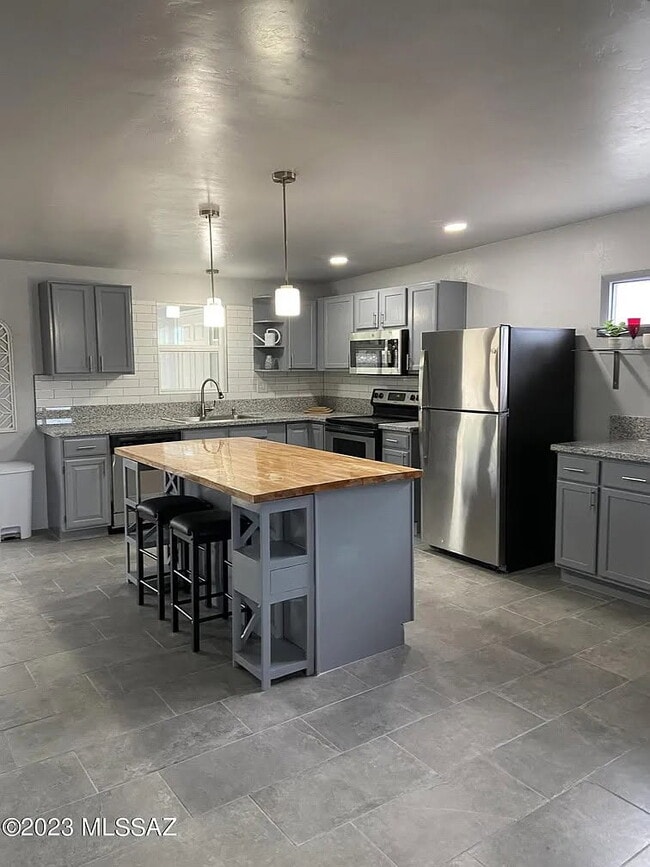 Foto del edificio - 9412 E Deer Trail Pl
