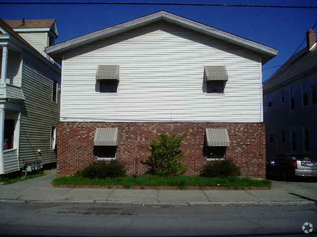 Building Photo - 1929 Van Vranken Ave