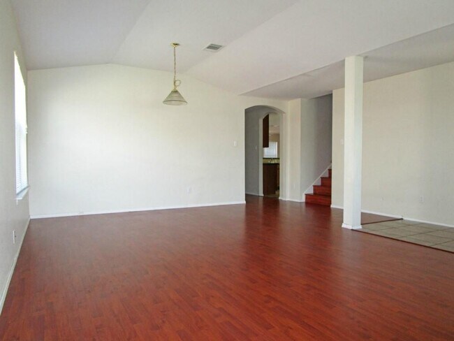 Building Photo - 206 Washington Square Dr