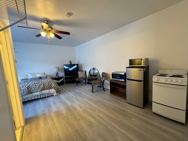 Foto del edificio - 4210 NW 43rd St