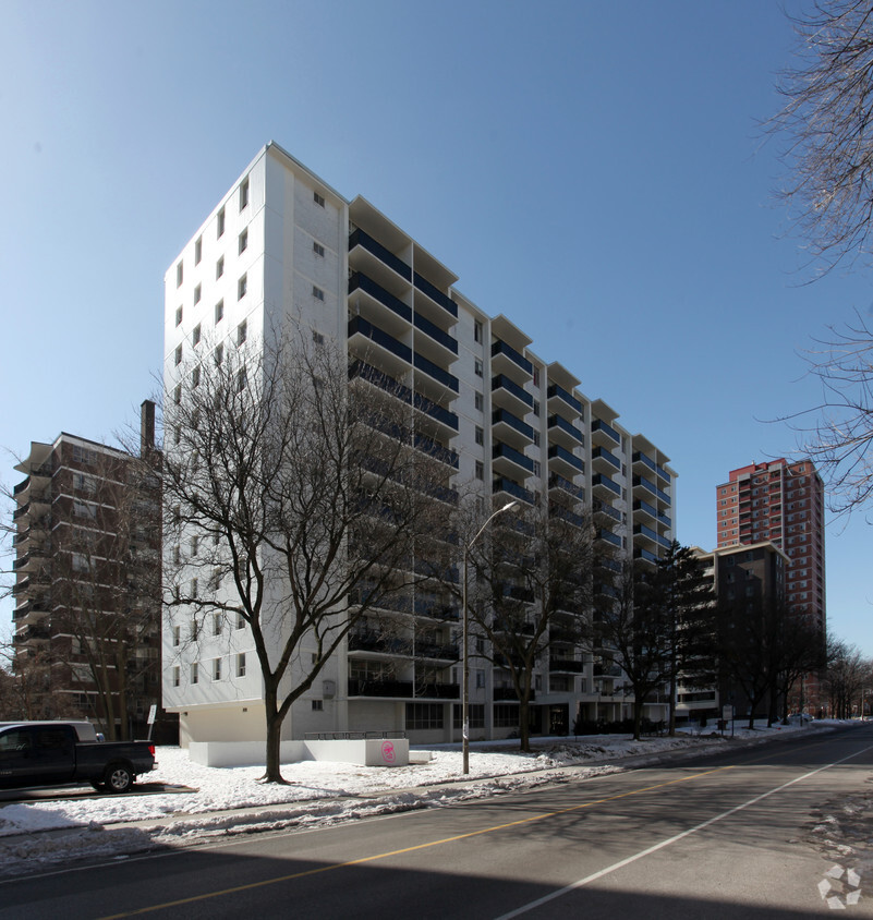 Building Photo - 55 Cosburn