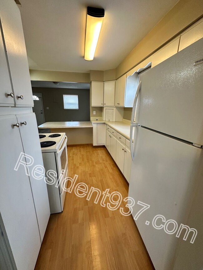 Foto del edificio - 3 Bed 1 Bath Home