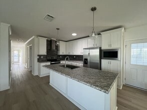 Building Photo - 250 Bimini Cay Cir