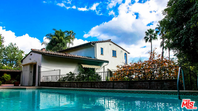 Foto principal - 701 Nimes Rd