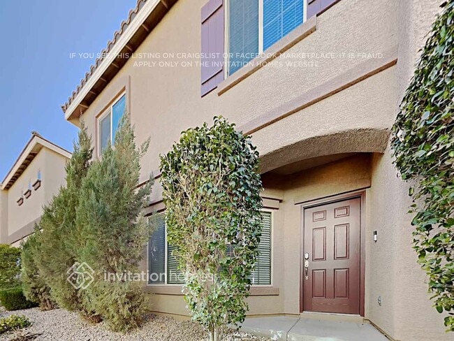 Building Photo - 9639 Vega Carpio Ave