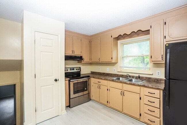 Foto del edificio - 4809 Thornwood Rd
