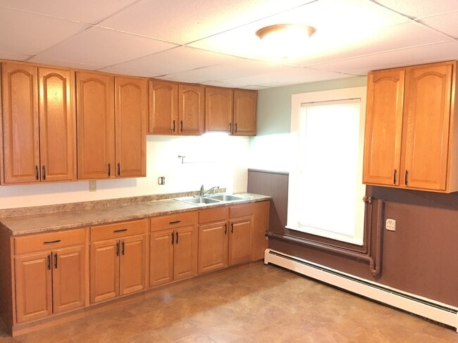 Building Photo - 25 Cohasse St