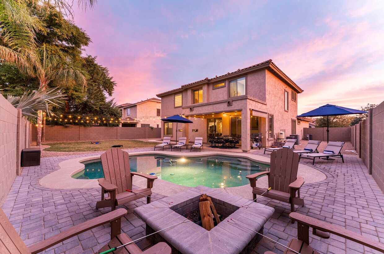 Foto principal - 1250 E Indigo St