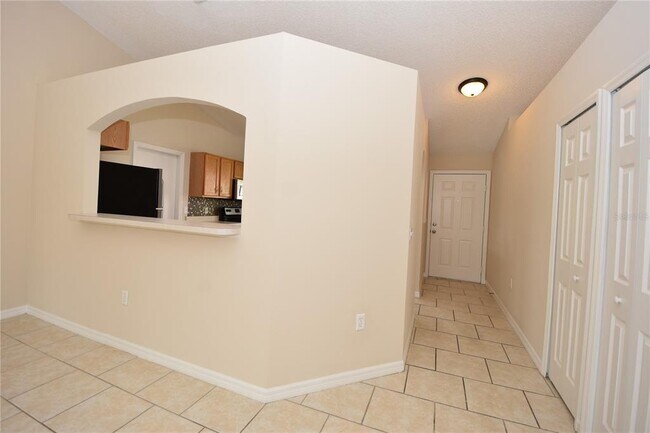 Building Photo - 6 Zither Ct