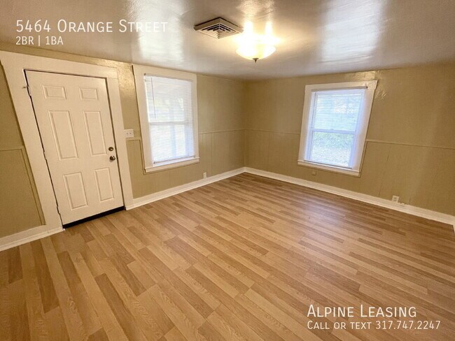 Building Photo - 5464 Orange St