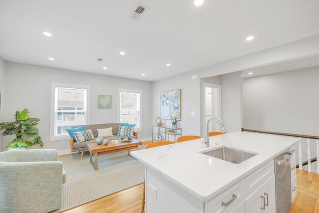 Foto del edificio - 58 Constance Rd