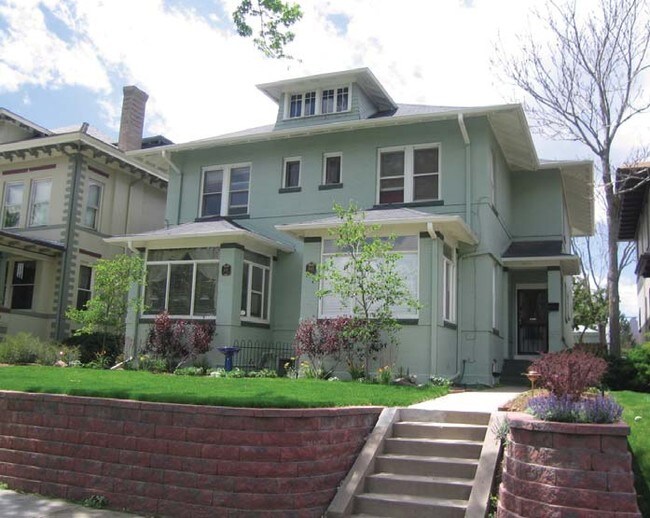Foto del edificio - 1641-1645 Vine St