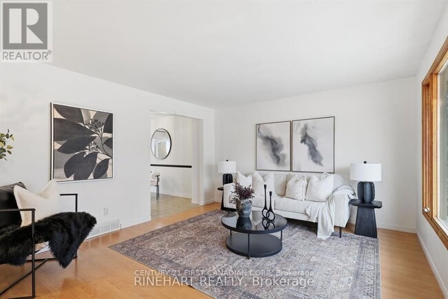 Building Photo - 452 Stockton St