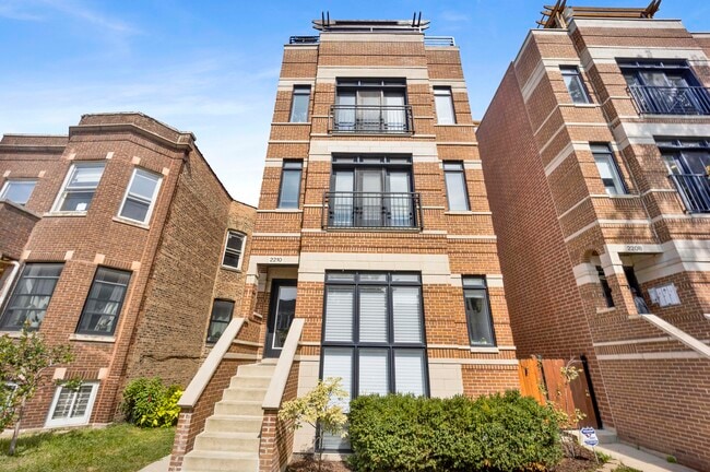 Building Photo - 2210 W Addison St