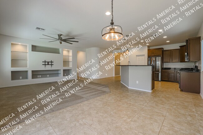 Building Photo - 5653 W Valor Way