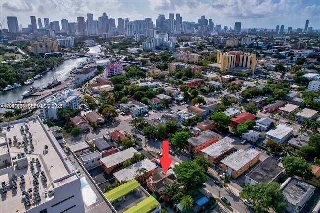 Foto del edificio - 1033 NW 6th St