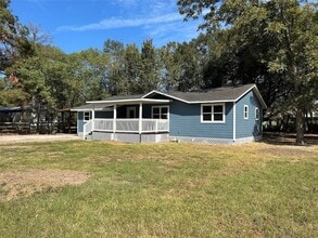 Building Photo - 21057 Live Oak St