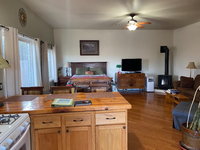 Foto del edificio - 3488 Old Yellowstone Trail North Rd