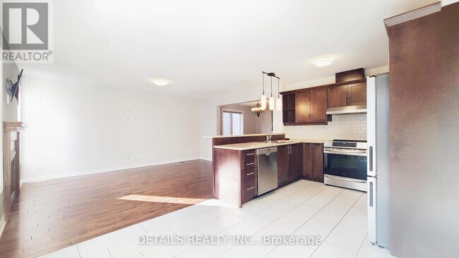 Building Photo - 206 Aquilo Crescent
