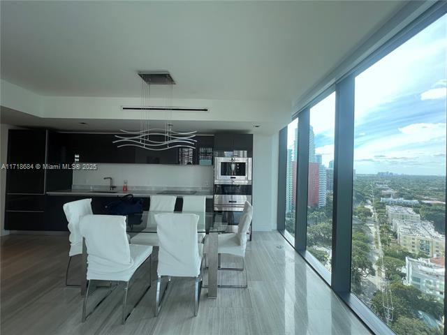 Foto del edificio - 1451 Brickell Ave