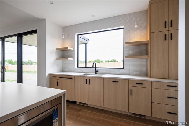 Foto del edificio - 3100 Braun Ct
