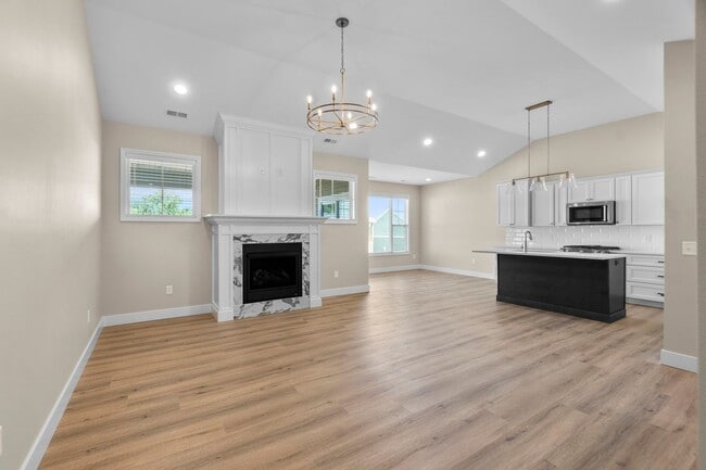 Building Photo - 2272 Heywood Mdws