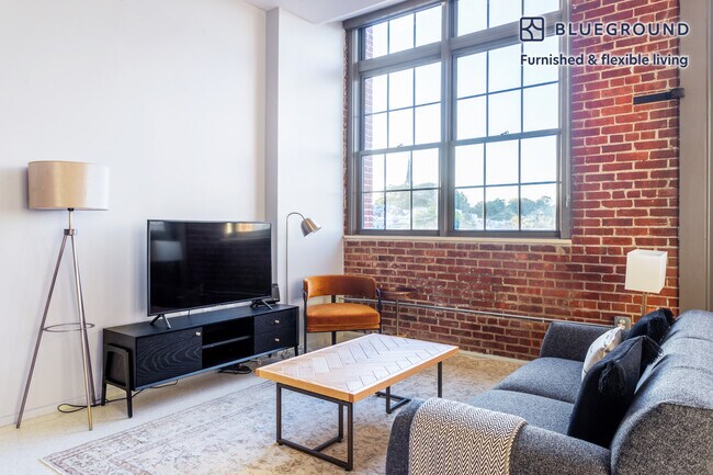 Foto del edificio - 275 Medford St