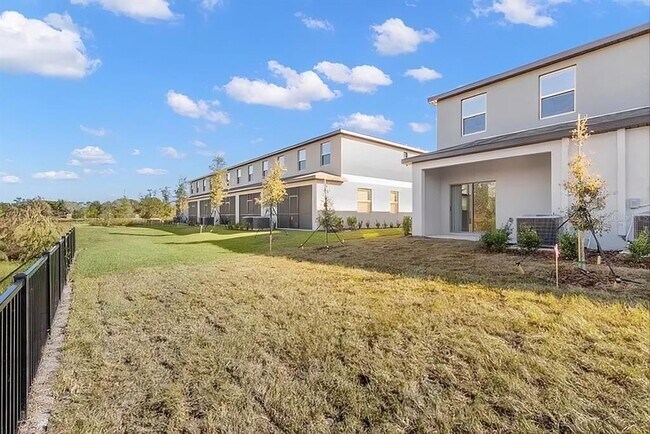 Foto del edificio - 23330 Papyrus Way