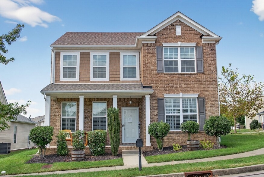 Photo - 1300 Riverbirch Way Unit