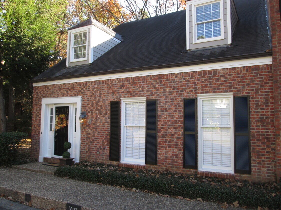 Primary Photo - 2200 Andover Ct