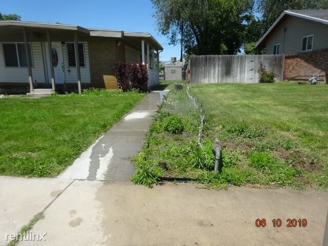 Primary Photo - 4861 S 2400 W
