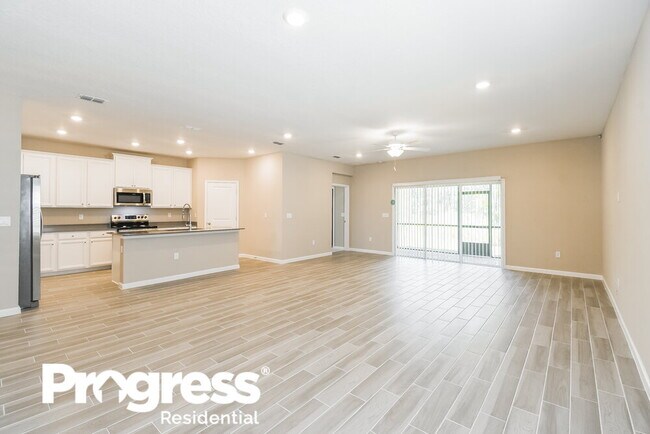 Building Photo - 6304 Starlight Dr