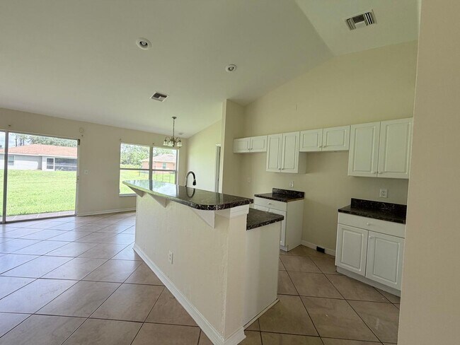 Building Photo - PRICE DROP !!!!3-Bedroom, 2-Bathroom Rental with Den