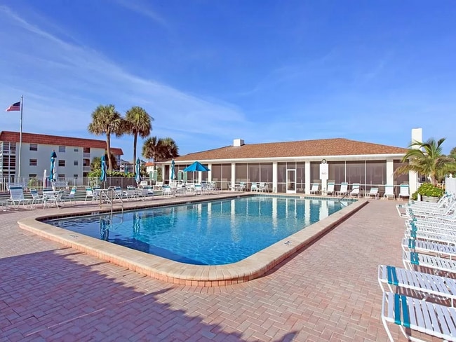 Building Photo - 5400 A1A